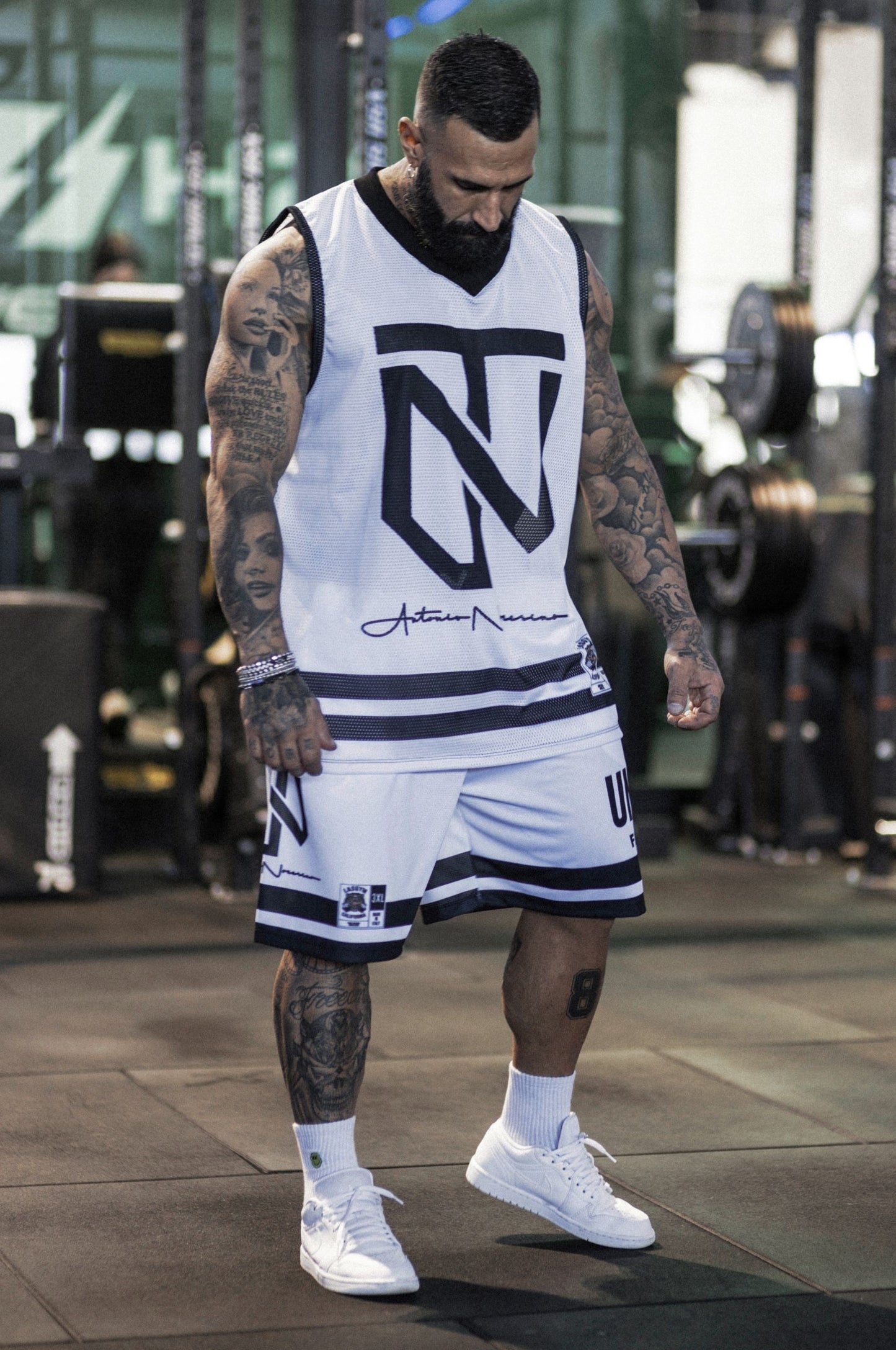 Shorts Tecnico Over UNBROKEN