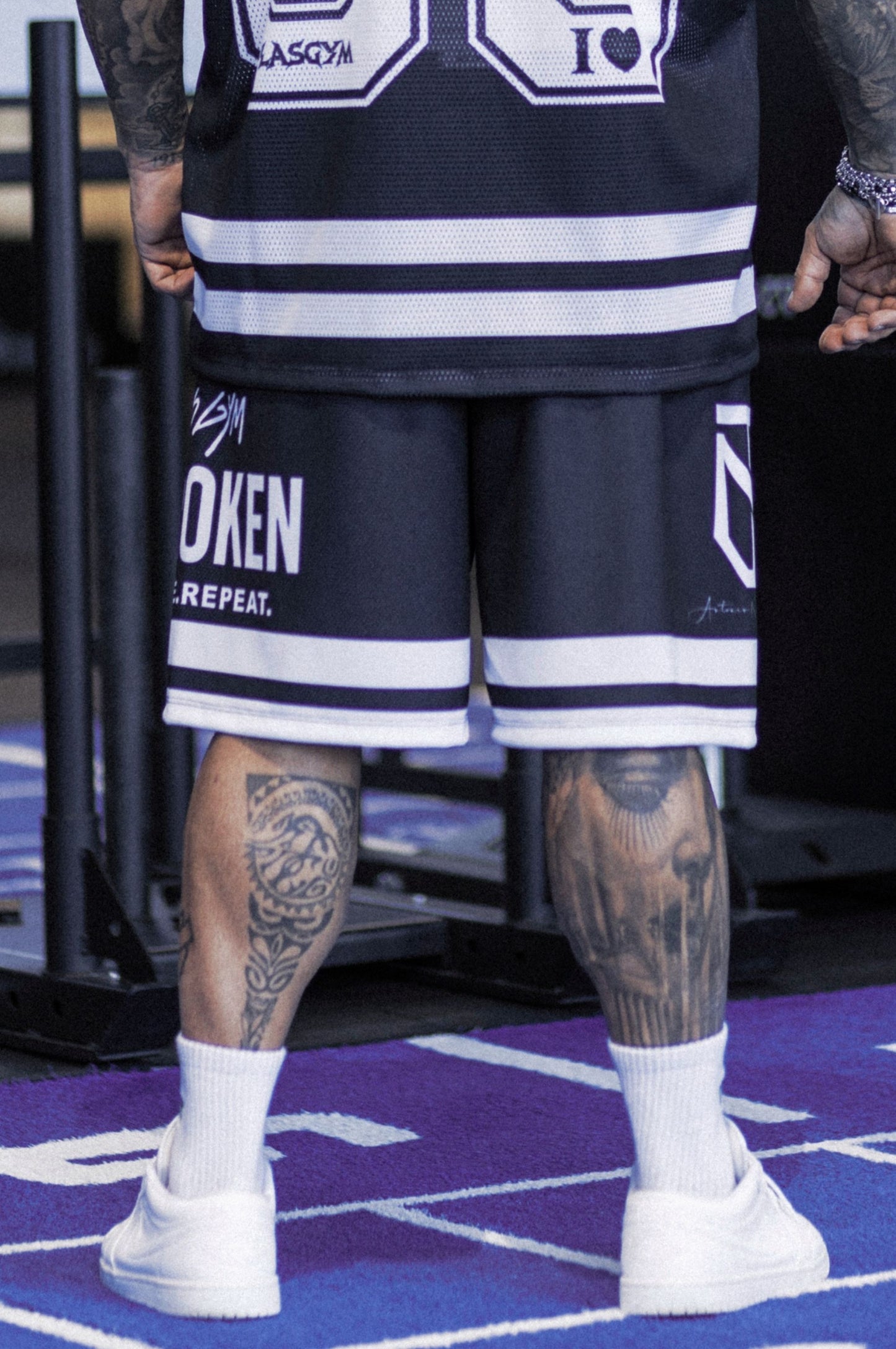 Shorts Tecnico Over UNBROKEN