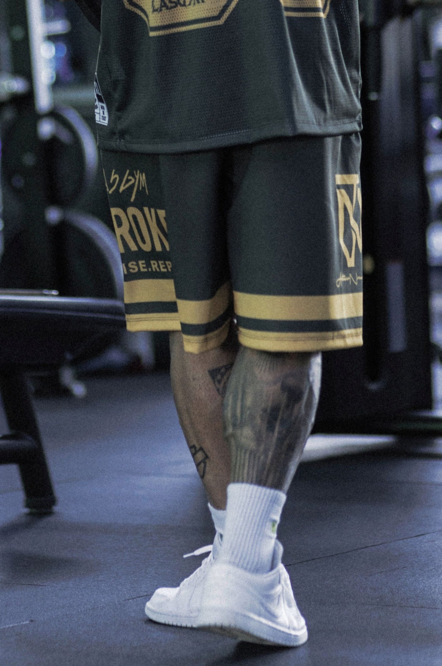 Shorts Tecnico Over UNBROKEN